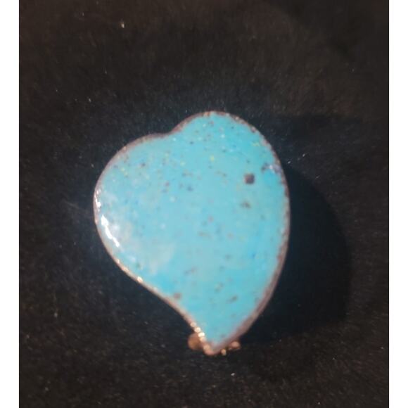 Vintage Enamel Heart Pin - Picture 2 of 3